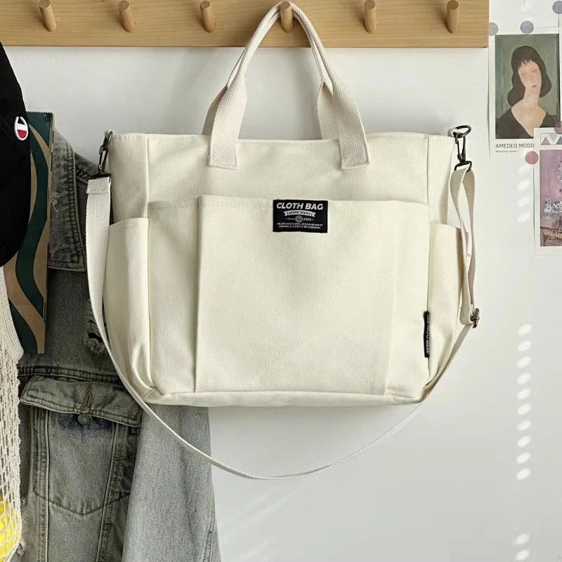 Geantă Tote din Pânză – Spațioasă și Elegantă