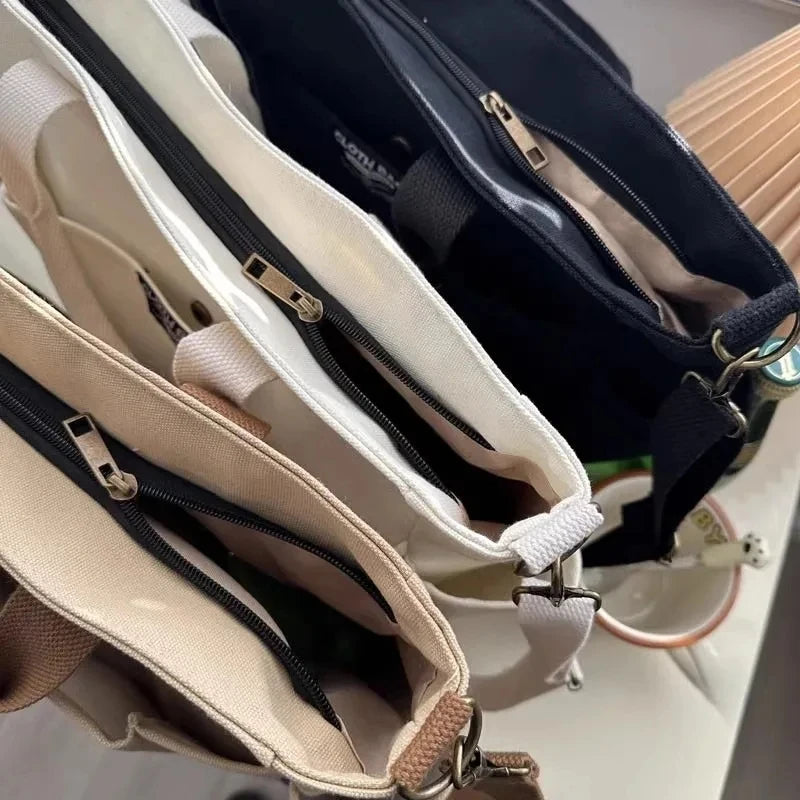 Geantă Tote din Pânză – Spațioasă și Elegantă