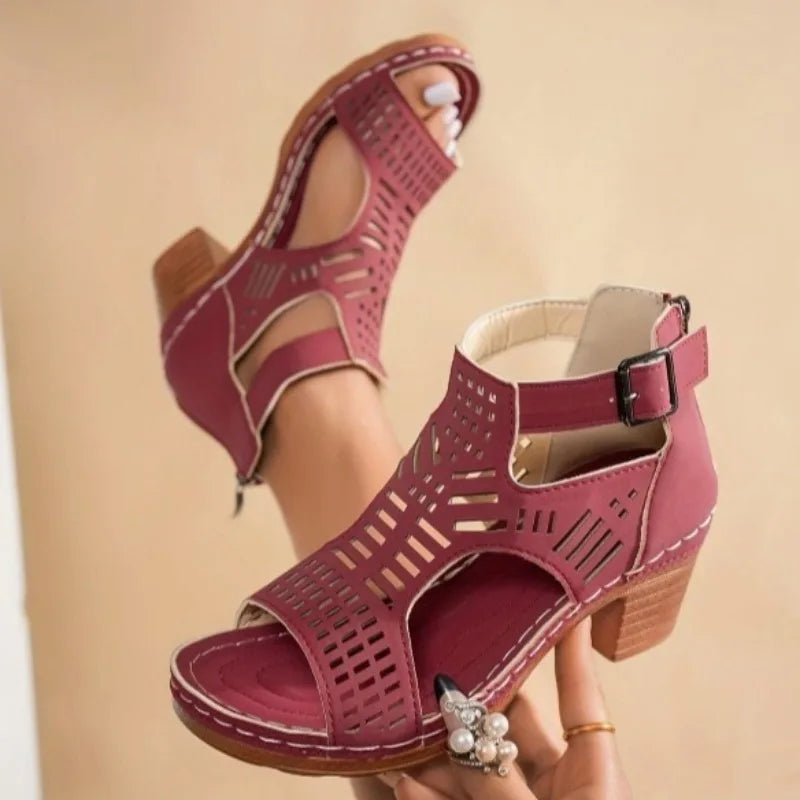 Sandale Retro cu Toc Gros – Elegante și Confortabile