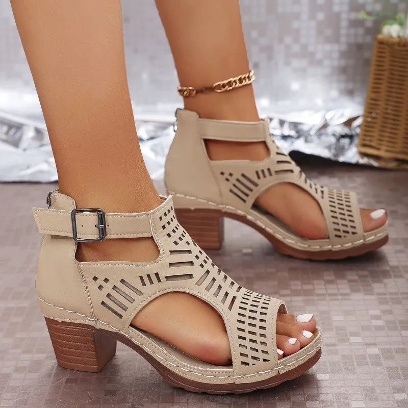 Sandale Retro cu Toc Gros – Elegante și Confortabile